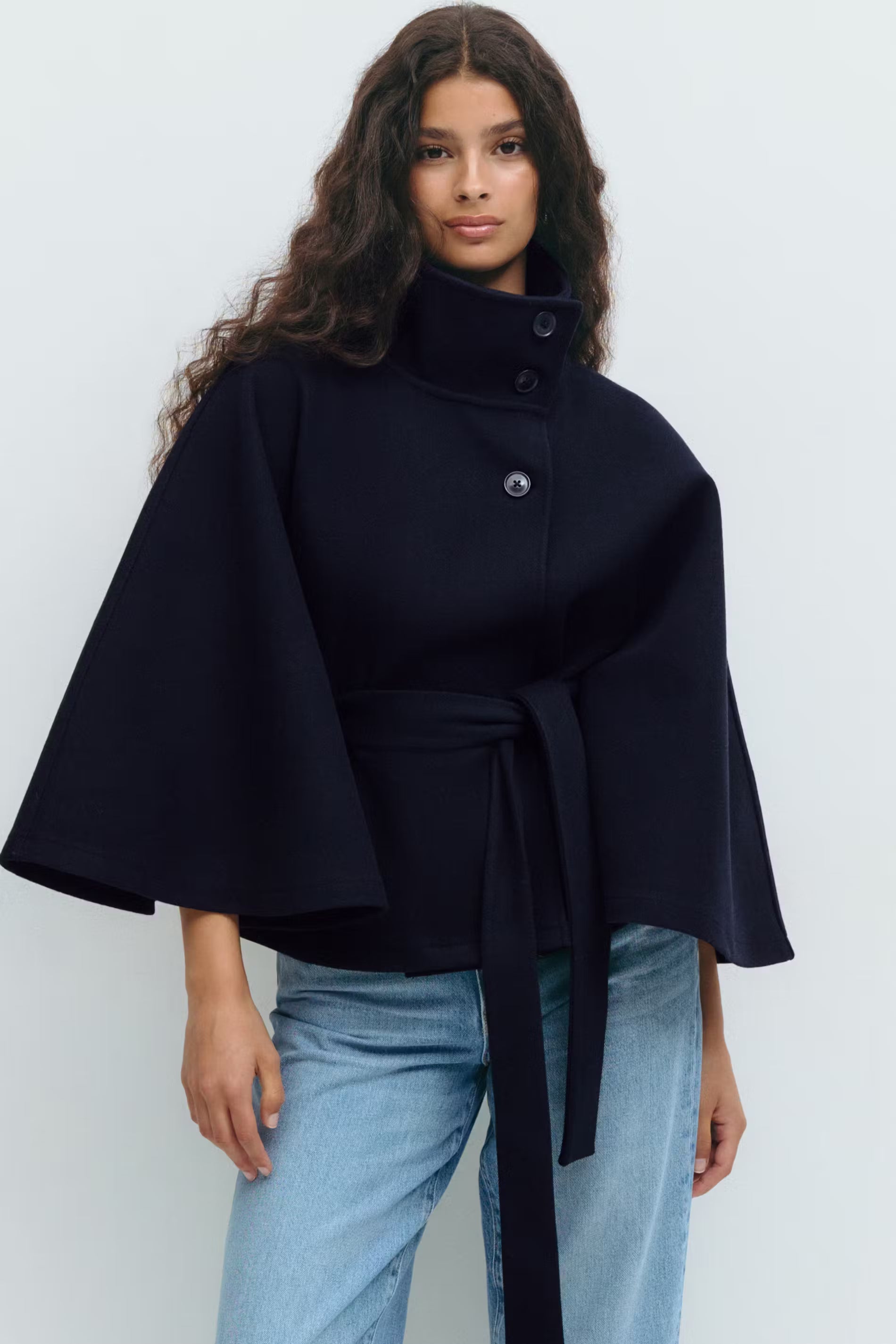 Nordiva™ | Cape Coat