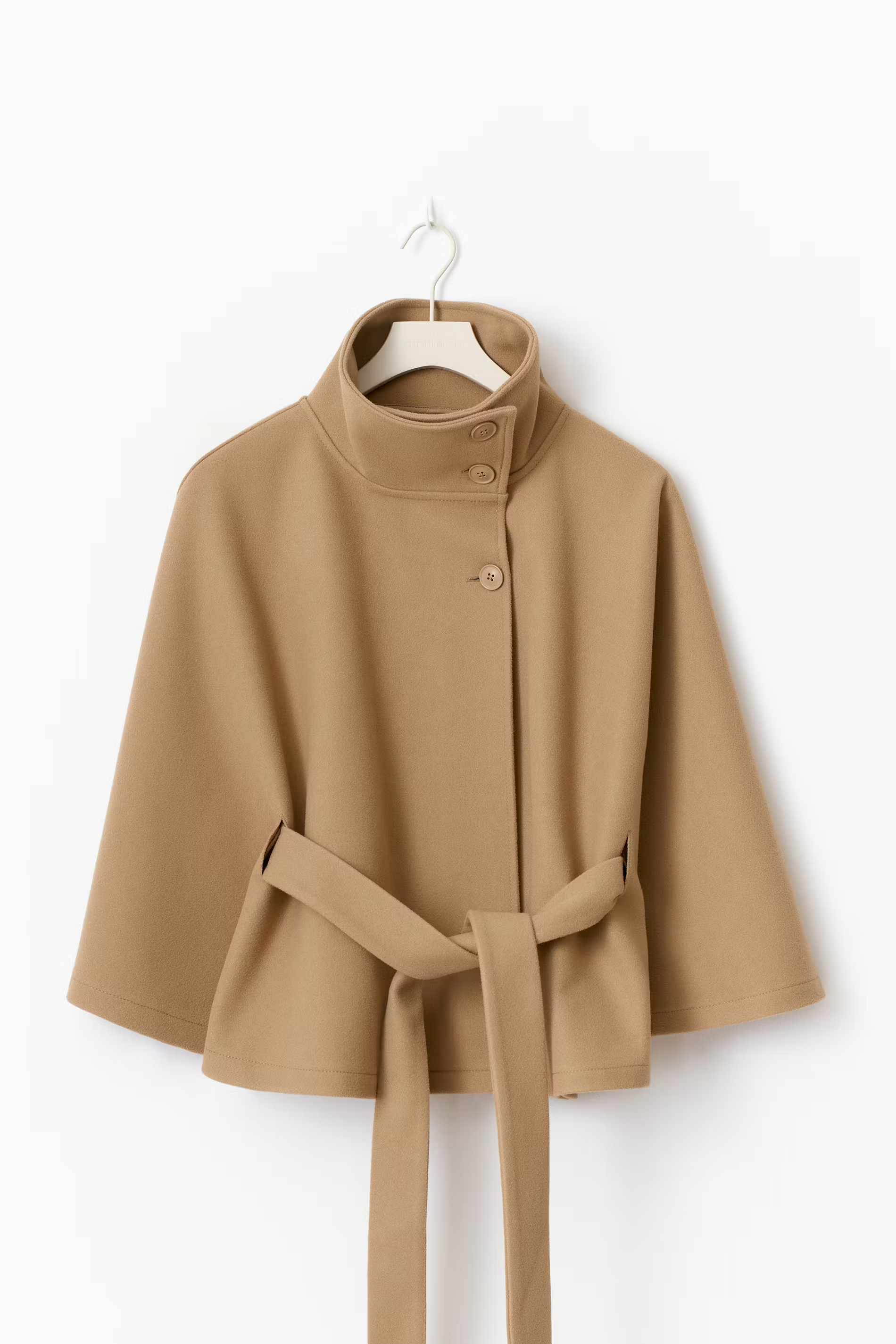Nordiva™ | Cape Coat