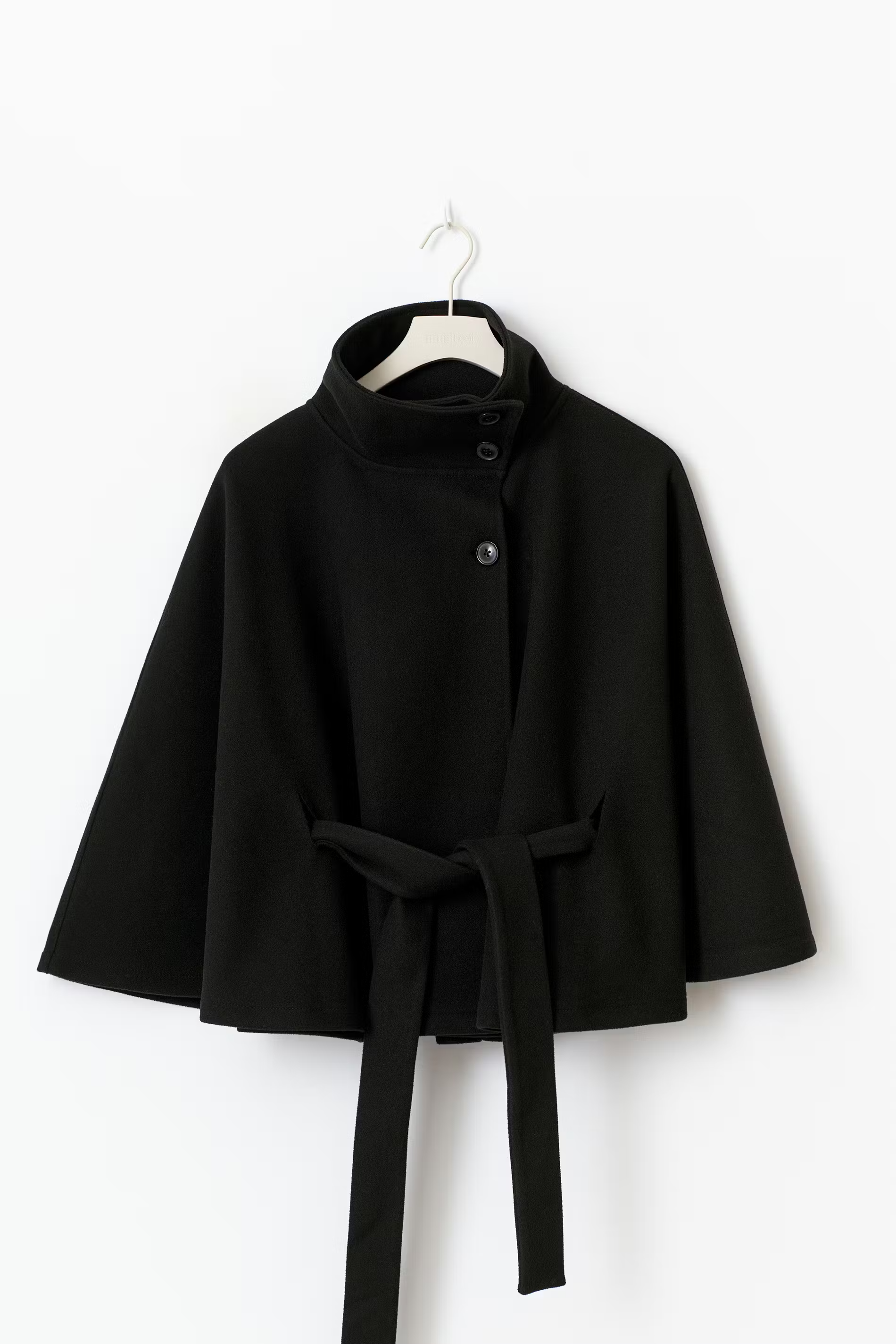 Nordiva™ | Cape Coat
